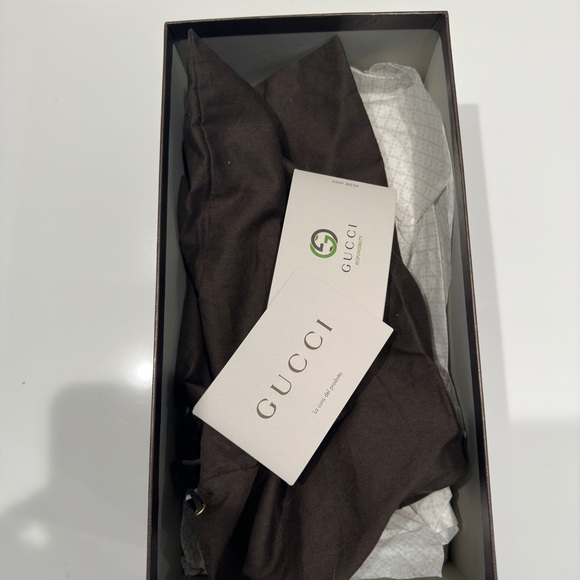 Gucci metallic and crystal monogram embellished sandals with box and dustbag - Picture 6 of 9